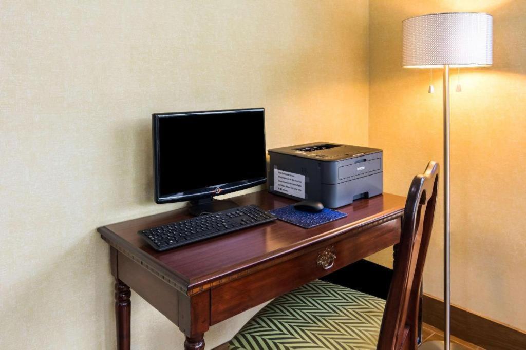 Quality Inn Манассас Екстер'єр фото