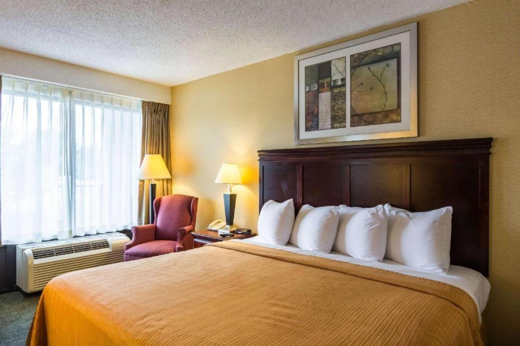 Quality Inn Манассас Екстер'єр фото