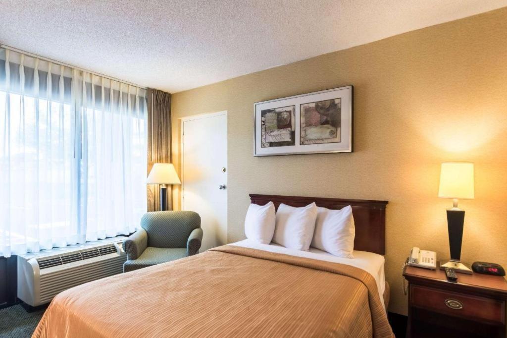 Quality Inn Манассас Екстер'єр фото