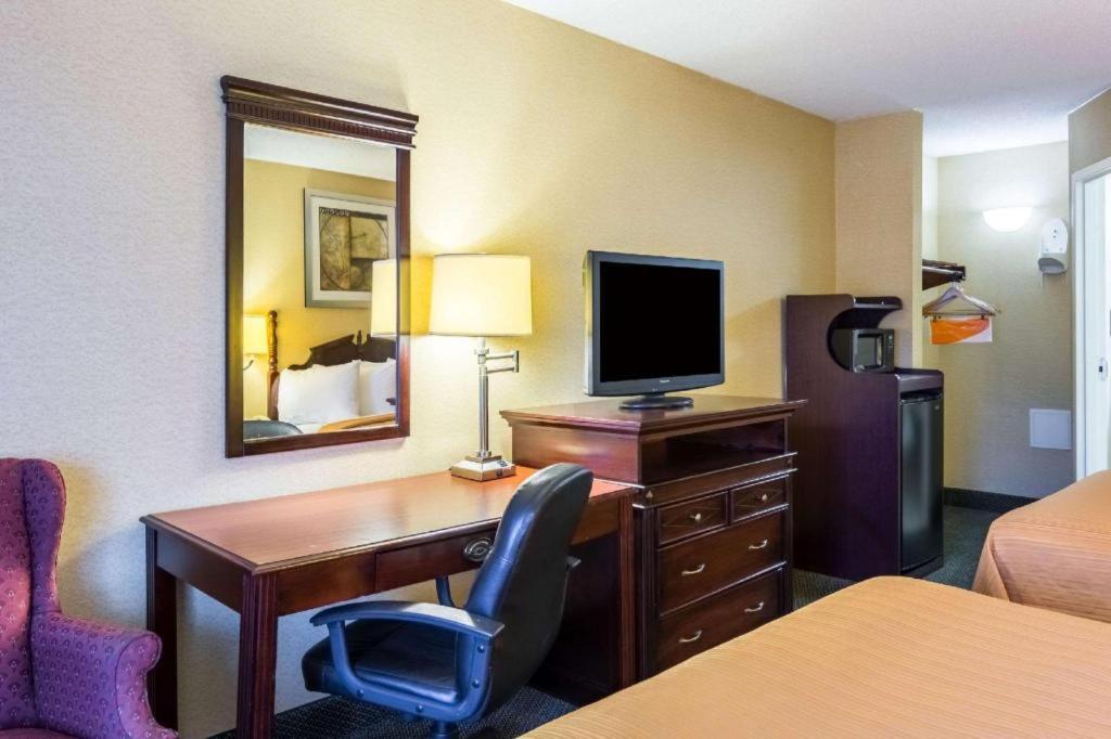 Quality Inn Манассас Екстер'єр фото