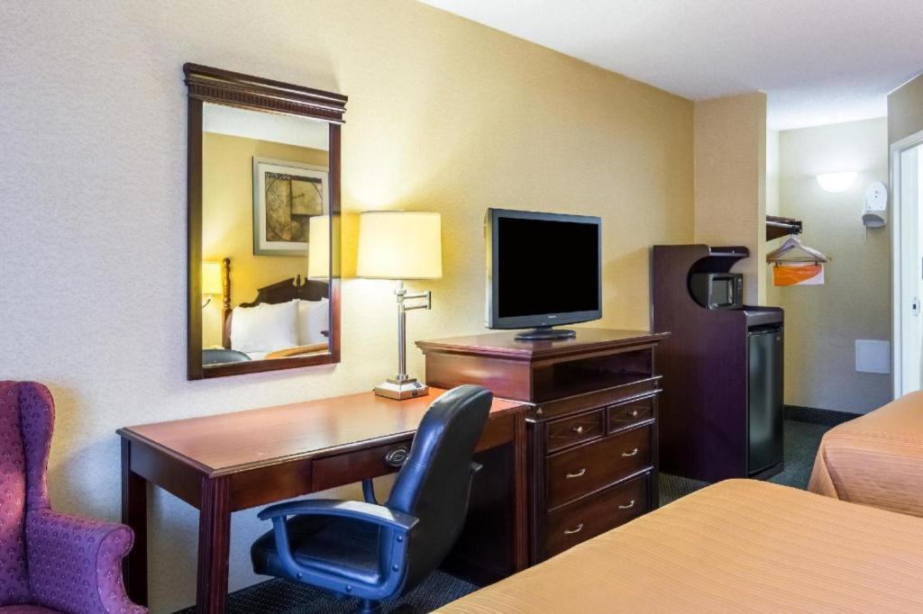 Quality Inn Манассас Екстер'єр фото