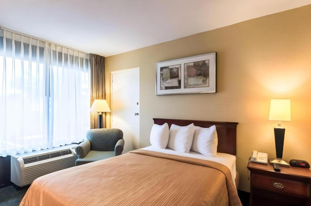 Quality Inn Манассас Екстер'єр фото