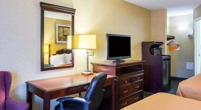 Quality Inn Манассас Екстер'єр фото